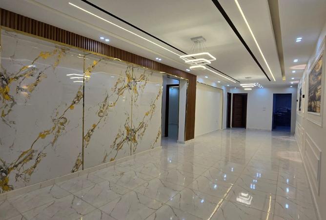 8020989 - Property Image 3