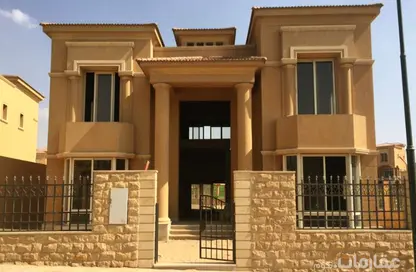 Villa - 4 Bedrooms - 5 Bathrooms for sale in Royal Meadows - Sheikh Zayed Compounds - Sheikh Zayed City - Giza
