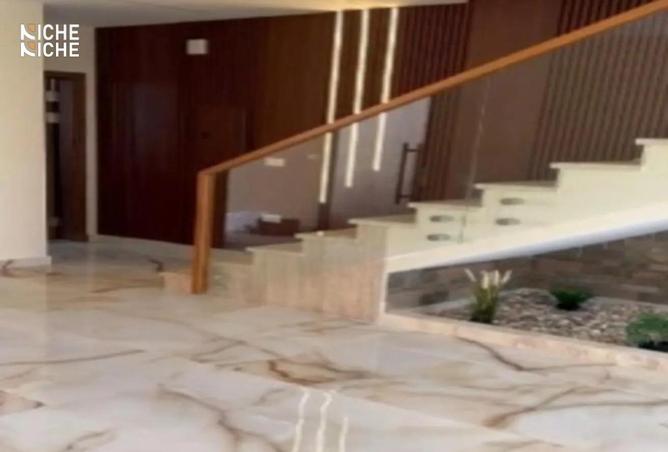 8373589 - الصورة الرئيسية للعقار