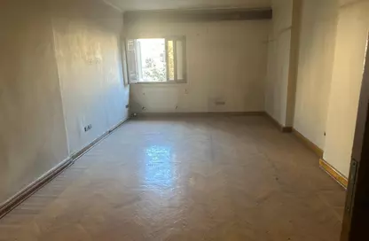 Apartment - 2 Bedrooms - 2 Bathrooms for sale in Al Mesaha St. - Dokki - Giza