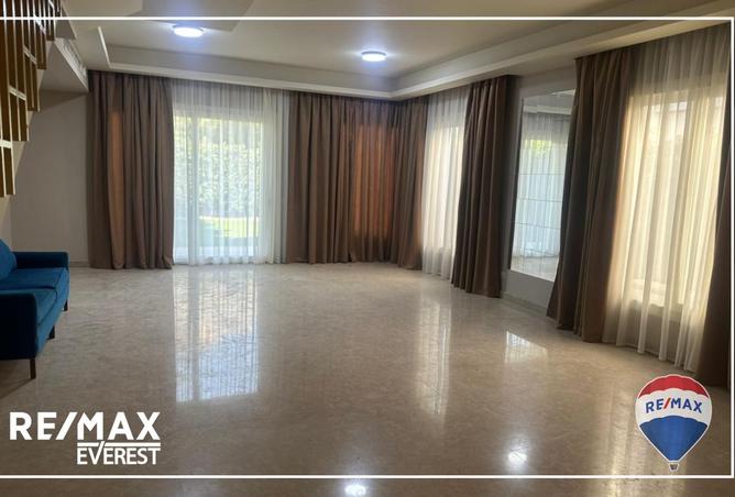8120951 - Property Image 2