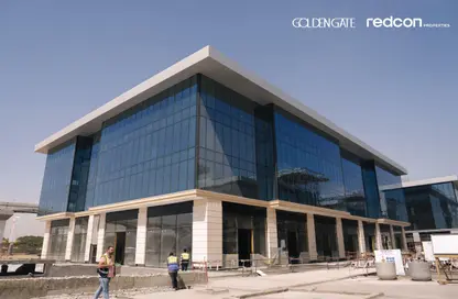 مساحات مكتبية - استوديو - 1 حمام للبيع في جولدن جيت - شارع التسعين الجنوبي - التجمع الخامس - مدينة القاهرة الجديدة - القاهرة