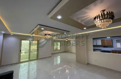 Apartment - 3 Bedrooms - 2 Bathrooms for sale in Mahmoud Khalil Al Housarei St. - Al Agouza - Giza