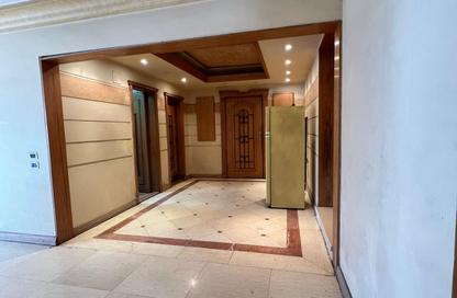 Apartment - 3 Bedrooms - 3 Bathrooms for sale in Al Hegaz St. - El Mahkama Square - Heliopolis - Masr El Gedida - Cairo