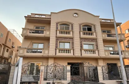 Apartment - 3 Bedrooms - 2 Bathrooms for sale in El Banafseg 1 - El Banafseg - New Cairo City - Cairo
