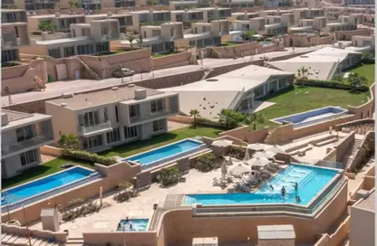 Chalet - 2 Bedrooms - 2 Bathrooms for sale in Al Ain Al Sokhna - Suez
