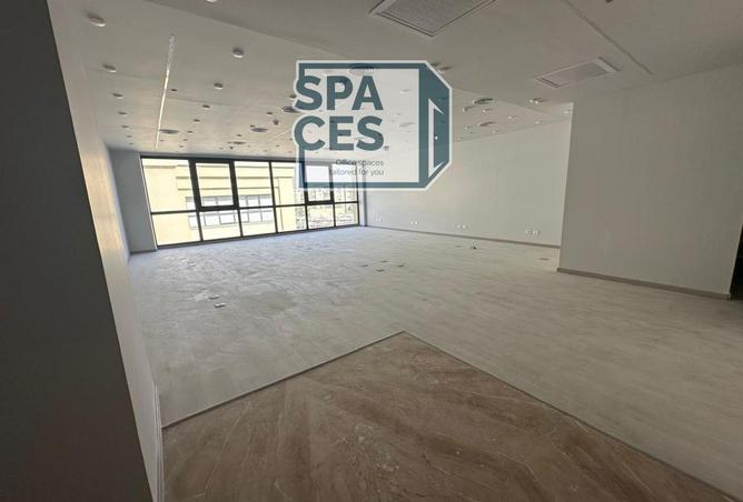 8243812 - Property Image 3