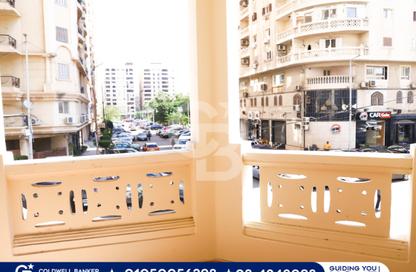 شقة - 3 غرف نوم - 2 حمامات للبيع في سموحة - حي شرق - الاسكندرية