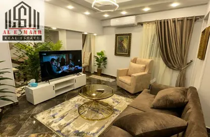 Apartment - 3 Bedrooms - 3 Bathrooms for rent in Mohandessin - Giza