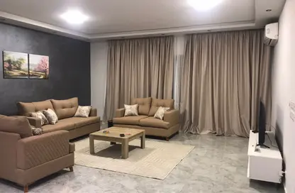 شقة - 2 غرف نوم - 2 حمامات للايجار في ذا كورت ياردز - كمبوندات الشيخ زايد - الشيخ زايد - الجيزة