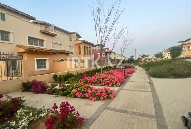 8105389 - Property Image 2
