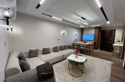 Apartment - 3 Bedrooms - 3 Bathrooms for rent in Al Mesaha St. - Dokki - Giza Apartment - 3 Bedrooms - 3 Bathrooms for rent in Al Mesaha St. - Dokki - Giza