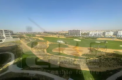 شقة - 3 غرف نوم - 3 حمامات للبيع في سيراس - اب تاون كايرو - المقطم - القاهرة
