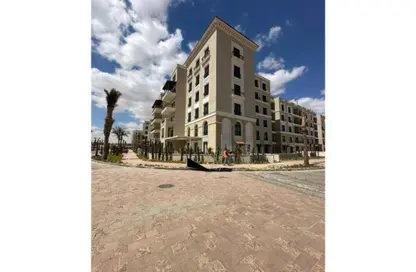 Apartment - 3 Bedrooms - 3 Bathrooms for sale in Village West - Sheikh Zayed Compounds - Sheikh Zayed City - Giza