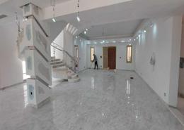 Villa - 6 bedrooms - 4 bathrooms for للايجار in Royal City - Sheikh Zayed Compounds - Sheikh Zayed City - Giza