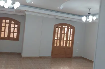 شقة - 3 غرف نوم - 3 حمامات للايجار في شارع دكتور ياسين عبد الغفار - المنطقة ج - حى جنوب الاكايمية - مدينة القاهرة الجديدة - القاهرة شقة - 3 غرف نوم - 3 حمامات للايجار في شارع دكتور ياسين عبد الغفار - المنطقة ج - حى جنوب الاكايمية - مدينة القاهرة الجديدة - القاهرة