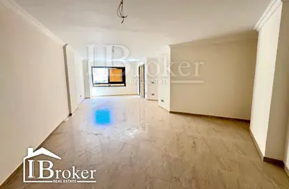 Apartment - 3 Bedrooms - 3 Bathrooms for rent in Valore Antoniades - Smouha - Hay Sharq - Alexandria