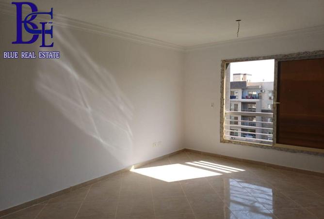 8176891 - Property Main Image