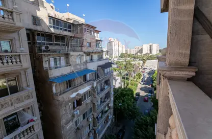 Apartment - 3 Bedrooms - 3 Bathrooms for sale in Smouha - Hay Sharq - Alexandria