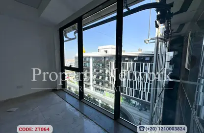 مساحات مكتبية - استوديو - 1 حمام للايجار في مركز أعمال كيرنيل - شارع التسعين الشمالي - التجمع الخامس - مدينة القاهرة الجديدة - القاهرة