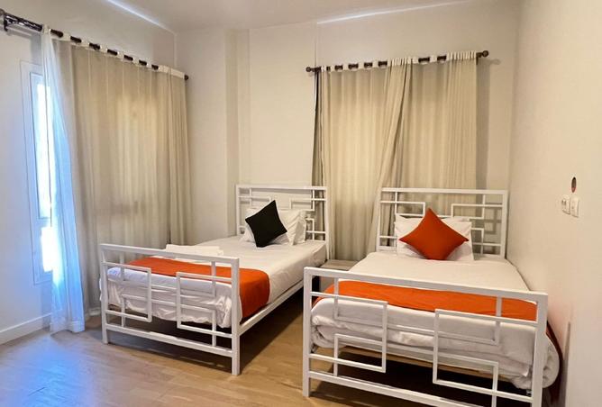 8310923 - Property Image 2