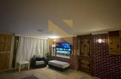 شقة - 4 غرف نوم - 2 حمامات للايجار في 6 ويست - بيفرلي هيلز - كمبوندات الشيخ زايد - الشيخ زايد - الجيزة