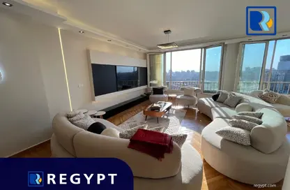 Apartment - 3 Bedrooms - 3 Bathrooms for rent in Ahmed Heshmat St. - Zamalek - Cairo