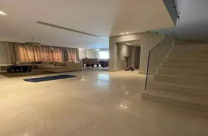 فيلا - 5 غرف نوم - 5 حمامات للبيع في 6 ويست - بيفرلي هيلز - كمبوندات الشيخ زايد - الشيخ زايد - الجيزة