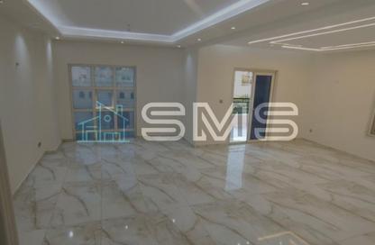 Apartment - 3 Bedrooms - 3 Bathrooms for sale in Street20 - District 2 - The 5th Settlement - New Cairo City - Cairo