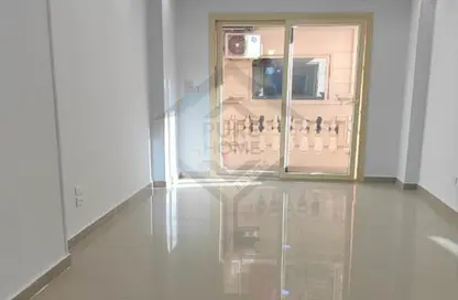 Apartment - 2 Bedrooms - 1 Bathroom for rent in Mahatet Al Miyah St. - Waboor Elmayah - Hay Wasat - Alexandria