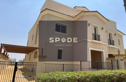 Townhouse - 4 Bedrooms - 4 Bathrooms for sale in Uptown Cairo Road - Al Abageyah - El Khalifa - Cairo
