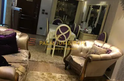 Apartment - 2 Bedrooms - 1 Bathroom for sale in Winget st. - Bolkly - Hay Sharq - Alexandria