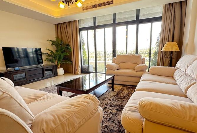 8189861 - Property Image 2