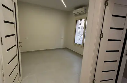 Apartment - 3 Bedrooms - 3 Bathrooms for sale in Tiamo City St. - Tiamo City - Sheikh Zayed City - Giza