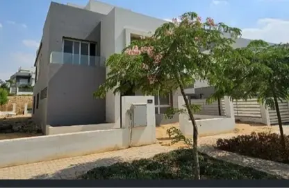 Villa - 6 Bedrooms - 5 Bathrooms for sale in Hyde Park - 5th Settlement Compounds - The 5th Settlement - New Cairo City - Cairo