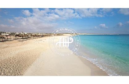 فيلا - 5 غرف نوم - 5 حمامات للبيع في سيزر ايلاند - راس الحكمة - الساحل الشمالي