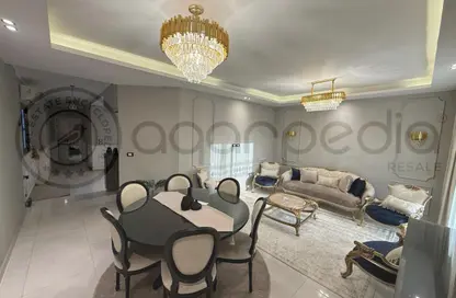 Penthouse - 2 Bedrooms - 2 Bathrooms for sale in Okba Ibn Nafaa St. - Al Narges 6 - Al Narges - New Cairo City - Cairo