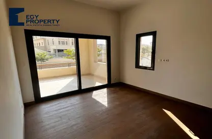 Villa - 3 Bedrooms - 3 Bathrooms for sale in Street Of Dreams - Uptown Cairo - Mokattam - Cairo