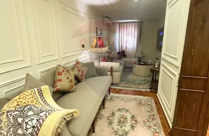 Apartment - 3 Bedrooms - 1 Bathroom for sale in Smouha - Hay Sharq - Alexandria