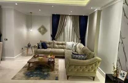 Apartment - 4 Bedrooms - 3 Bathrooms for rent in Lebanon St. - Mohandessin - Giza