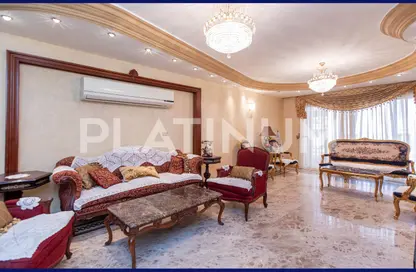Apartment - 3 Bedrooms - 3 Bathrooms for sale in Mostafa Kamel St. - Smouha - Hay Sharq - Alexandria