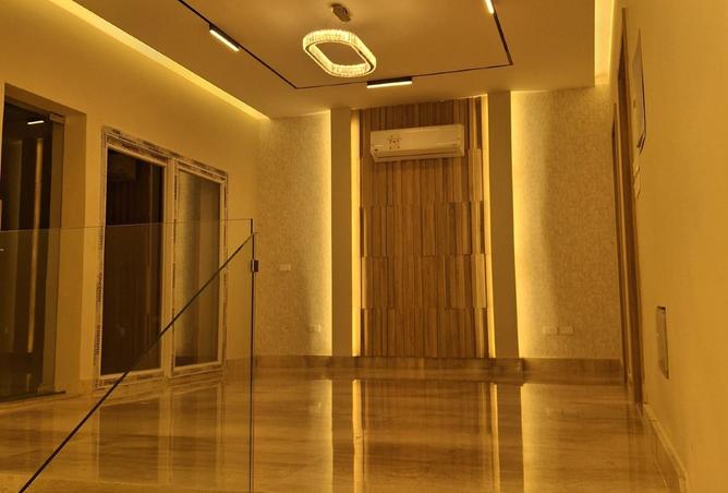 8302570 - Property Image 3