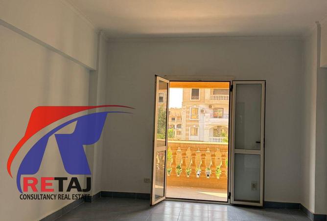 8340190 - Property Image 3