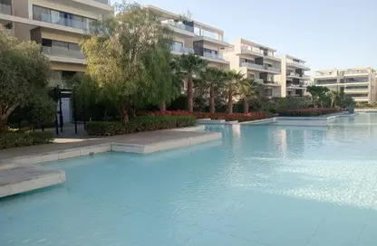 Apartment - 2 Bedrooms - 2 Bathrooms for sale in Lake View Residence - 5th Settlement Compounds - The 5th Settlement - New Cairo City - Cairo