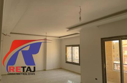 Apartment - 3 Bedrooms - 2 Bathrooms for rent in Mohamed Naguib Axis - Abou El Houl - New Cairo City - Cairo