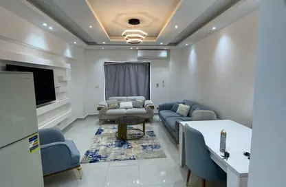 Apartment - 2 Bedrooms - 1 Bathroom for rent in El Rehab Extension - Al Rehab - New Cairo City - Cairo