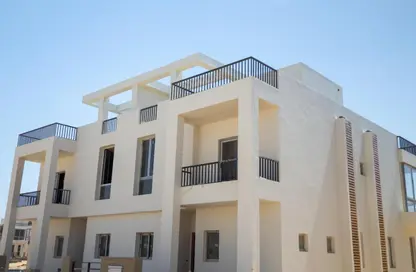 Twin House - 4 Bedrooms - 4 Bathrooms for sale in Waslet Dahshur Road - Green Belt - 6 October City - Giza