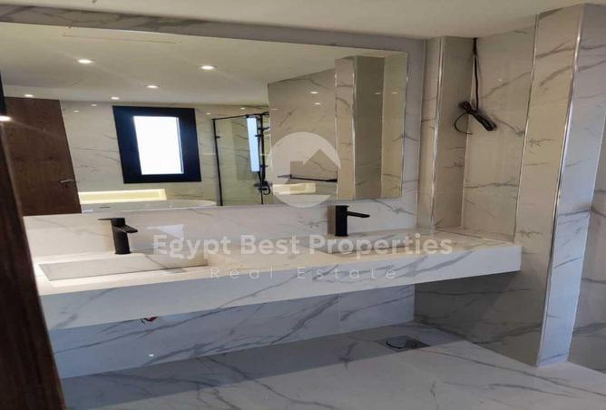 8019630 - Property Image 3