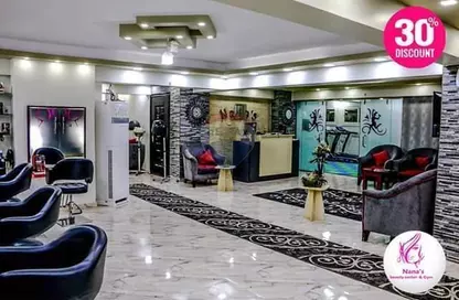 Shop - Studio - 2 Bathrooms for sale in Passage Inside Militari Area - Roxy - Heliopolis - Masr El Gedida - Cairo