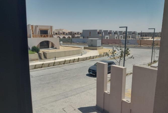 8010918 - Property Image 3